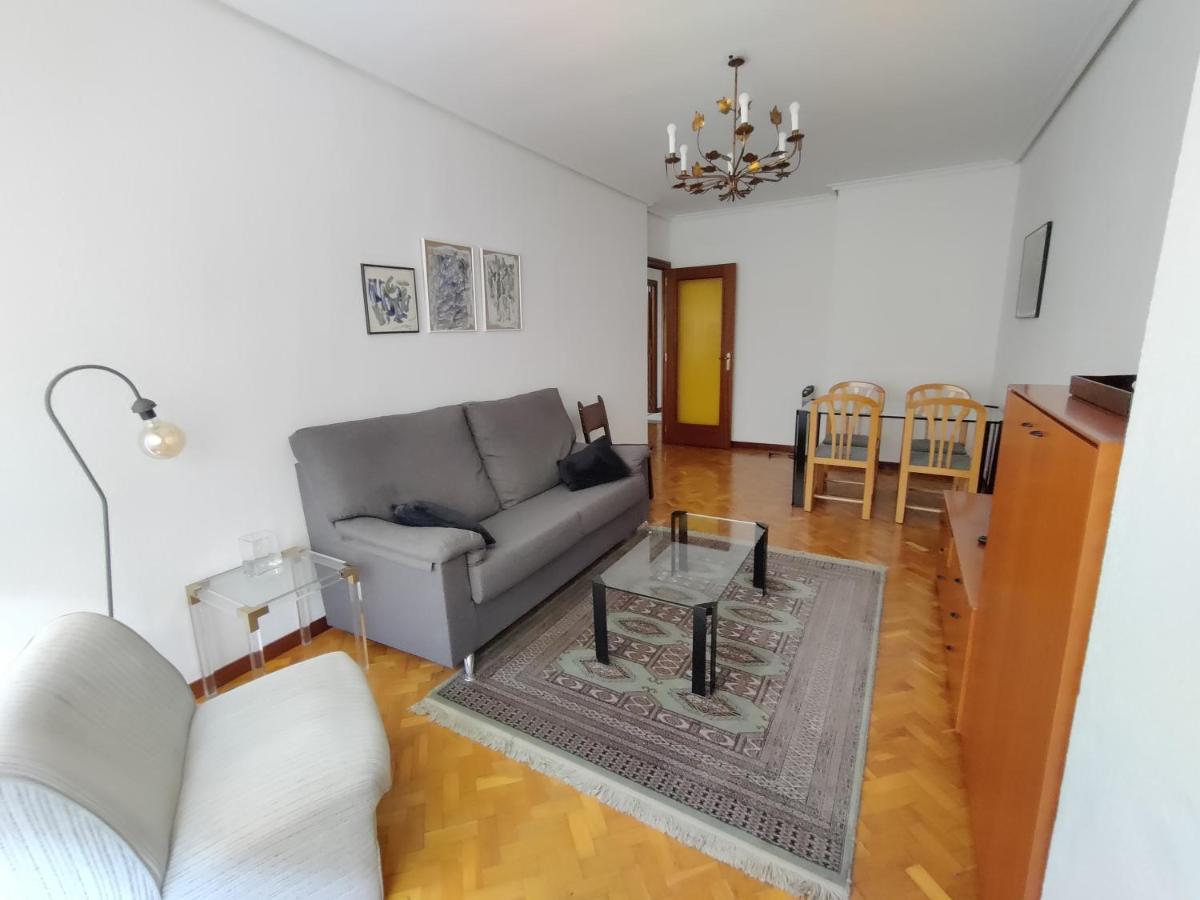 Apartamento Ayuntamiento Logrono Luaran gambar