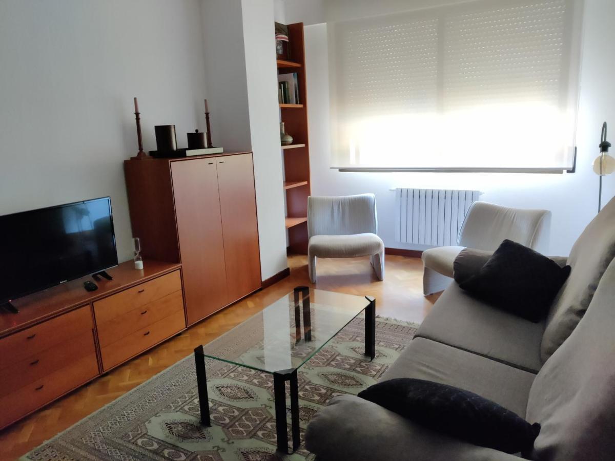 Apartamento Ayuntamiento Logrono Luaran gambar